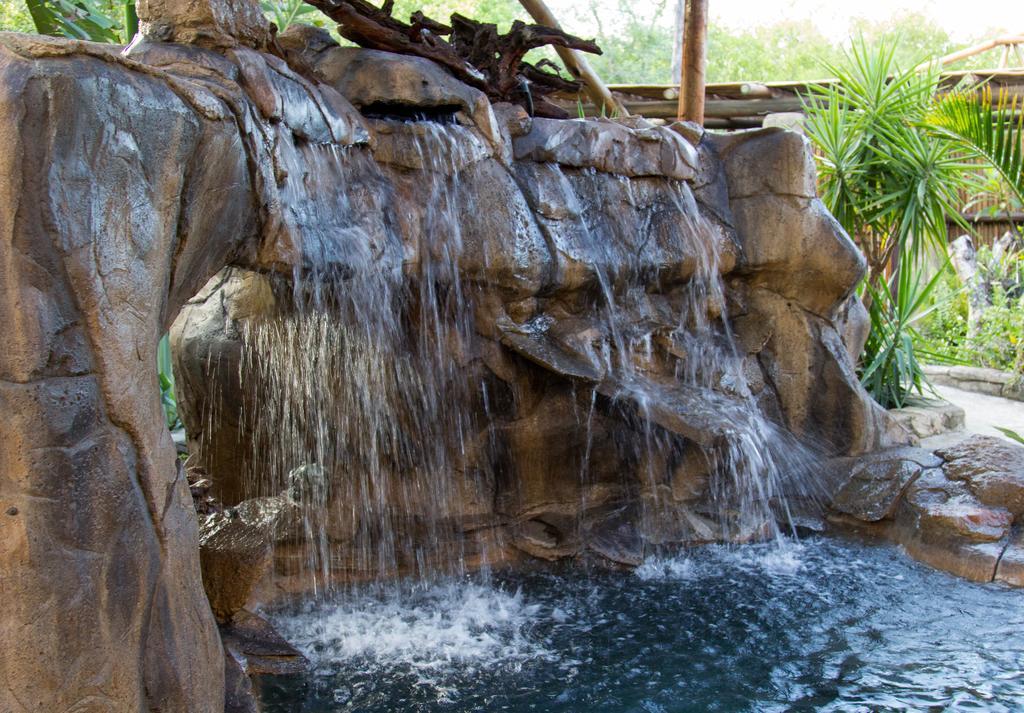 Beyond The Boma Boutique Guesthouse Marloth Park Eksteriør billede