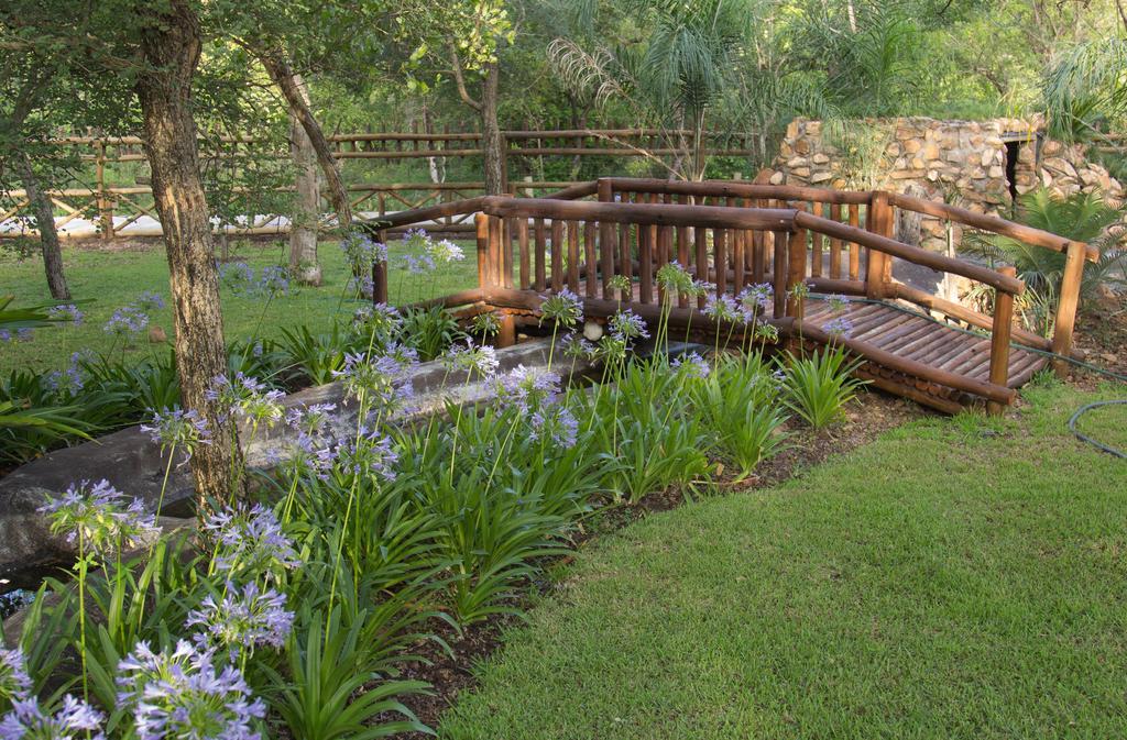 Beyond The Boma Boutique Guesthouse Marloth Park Eksteriør billede