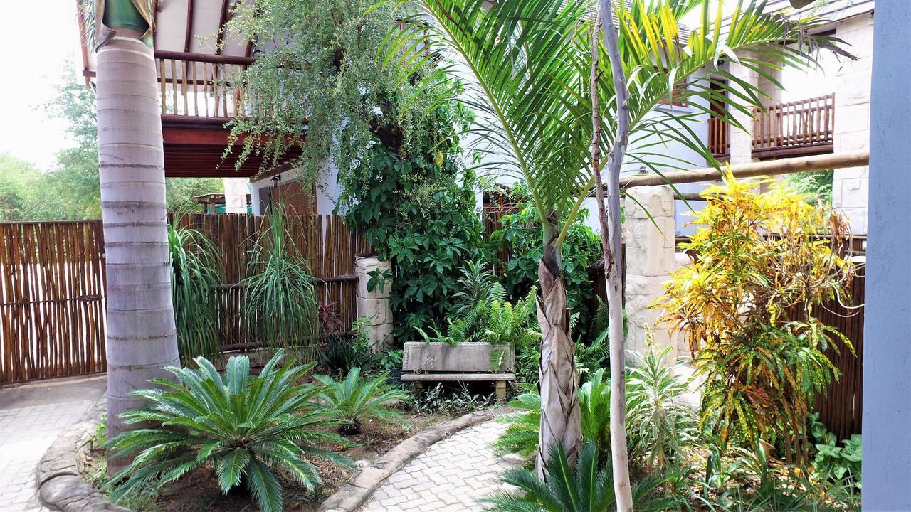 Beyond The Boma Boutique Guesthouse Marloth Park Eksteriør billede