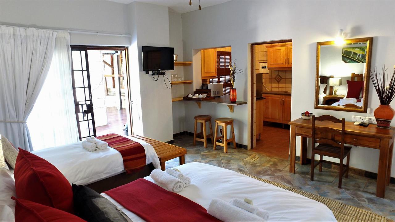 Beyond The Boma Boutique Guesthouse Marloth Park Eksteriør billede